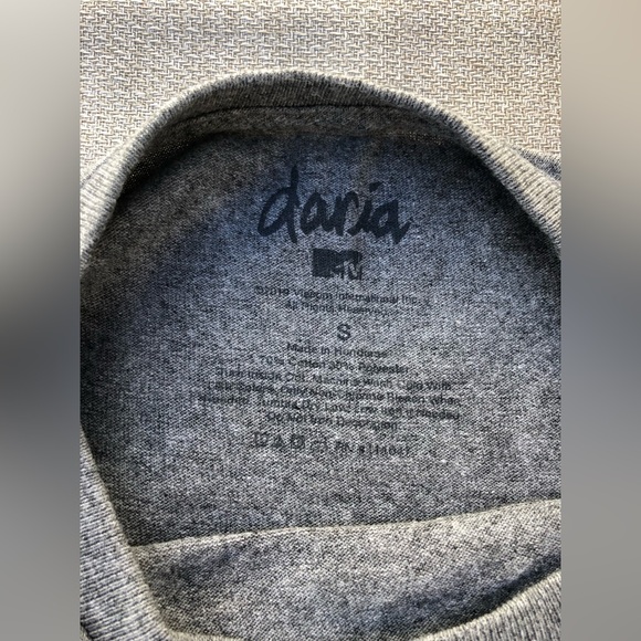 MTV Daria & Jane Short Sleeve Raw Hem Crop T-shirt Size Small Vintage Dark Gray - Picture 4 of 13